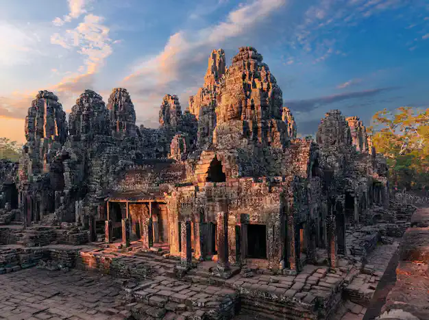 Depart from Prey Vor/Bavet Borders – Phnom Penh